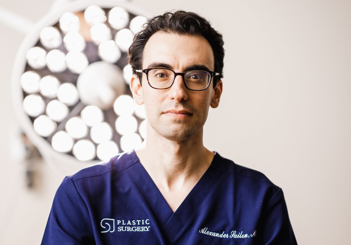 Virginia Beach board-certified plastic surgeon Dr. Alexander M. Sailon